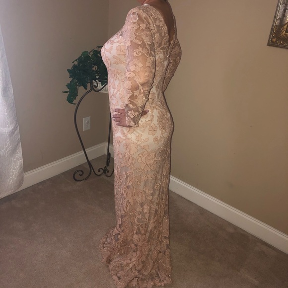 Mother of the Bride Dress - Picture 4 of 8